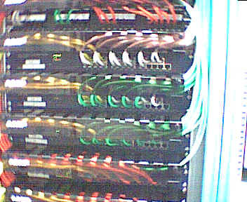 2000/10/20 ネットワーク講座が始まった。 PDCとBDCのパケットが邪魔をする。 いけりり…