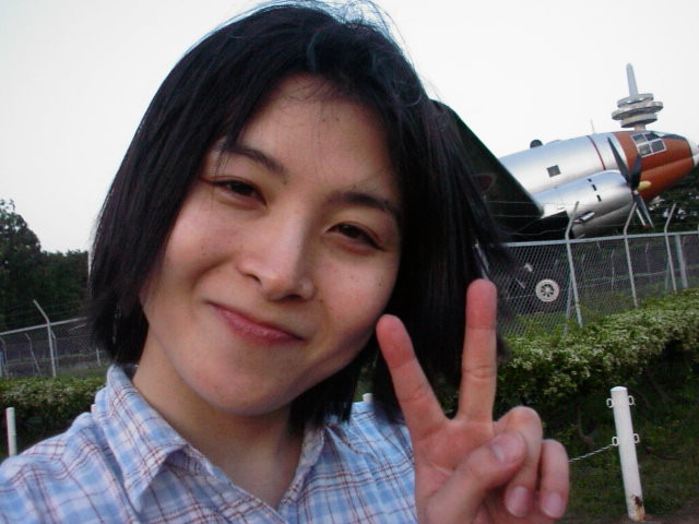 2001/5/16 こんにちはお久しぶりですて池袋りりすです。 さてさて、またまた毎日追われていた…