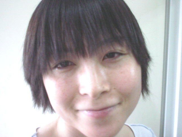 2001/7/13 日の金曜日。奴がやってきた。 じゃーん!いけりり邸についに冷蔵庫が!!やってき…